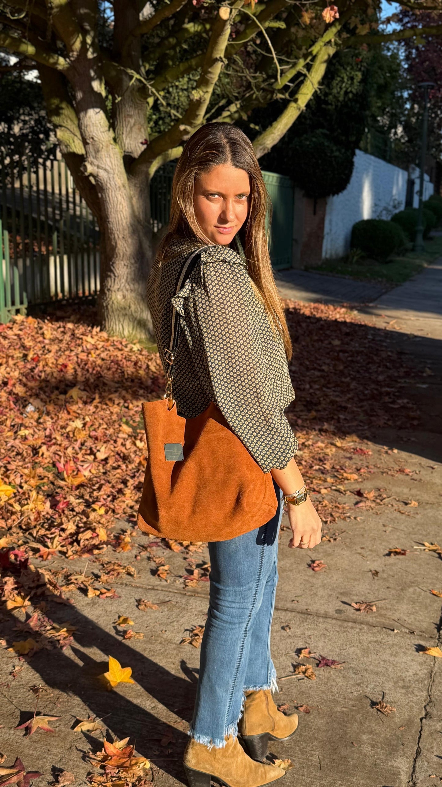 Cartera Tote Camel · Noel Belén Indumentaria