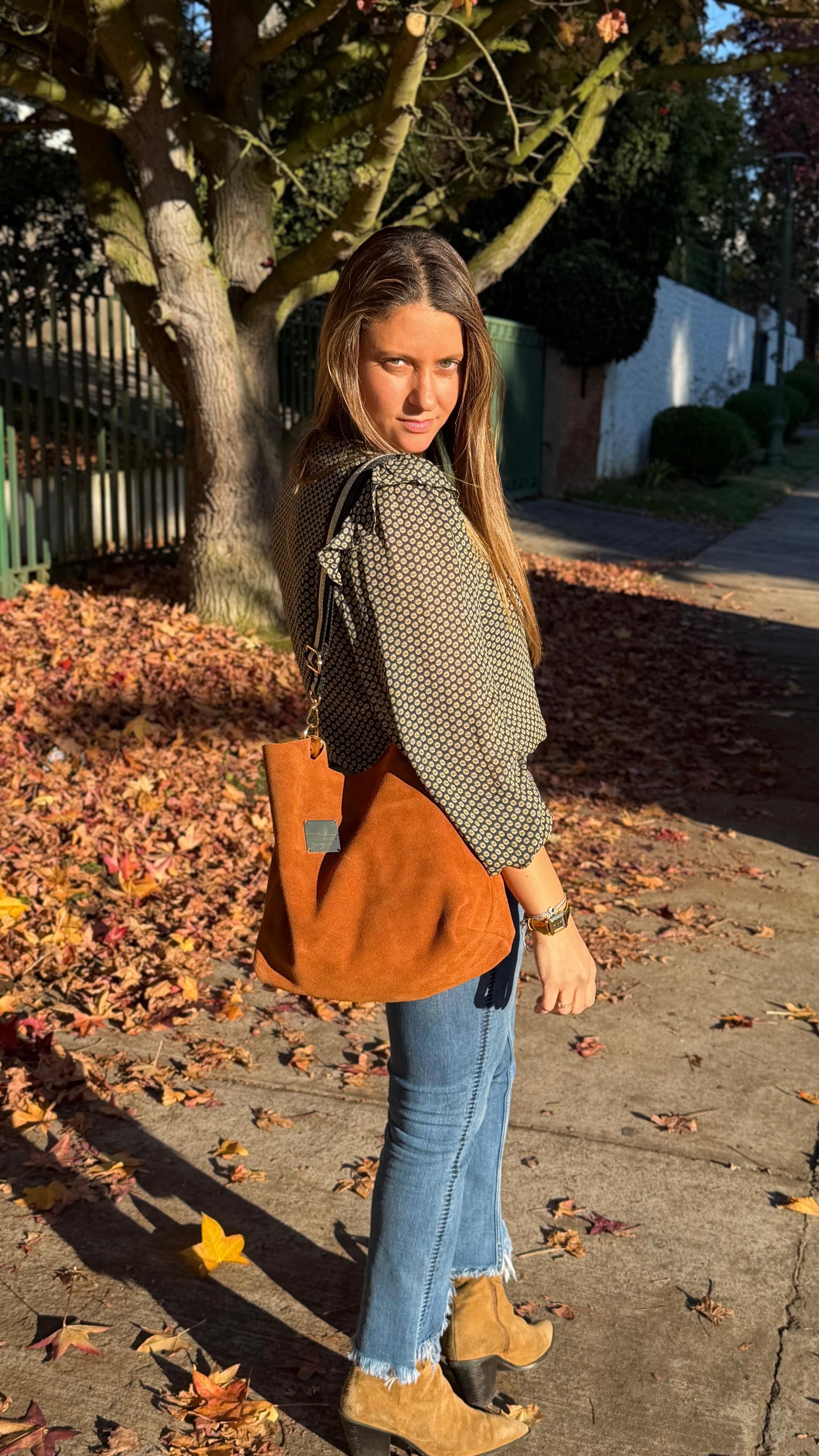 Cartera Tote Camel · Noel Belén Indumentaria